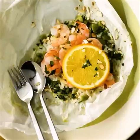 shrimp-and-rice-with-olives-and-oranges image