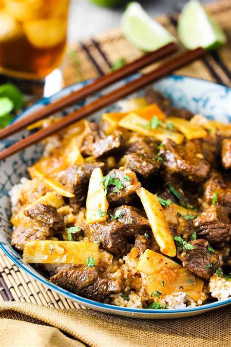 best-ever-thai-beef-with-red-curry-sauce-how-to-feed image