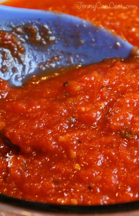 quick-easy-spaghetti-sauce-easy-marinara-jenny image