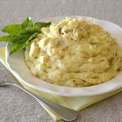 toasted-onion-mashed-potatoes-recipe-land-olakes image