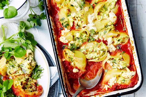 spicy-zucchini-and-ricotta-pasta-shells-recipe-better image