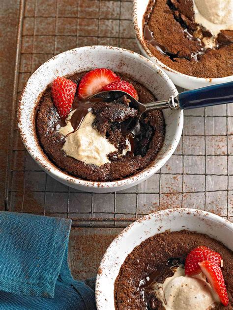 gooey-chocolate-pudding-cakes-better-homes image