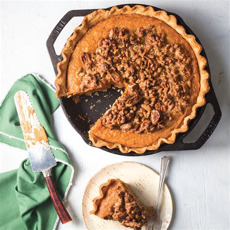 sweet-potato-pie-with-candied-pecans-southern-cast image