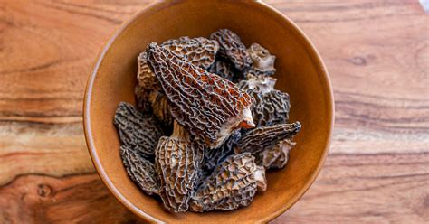 how-to-cook-with-dried-morels-meateater-wild-foods image