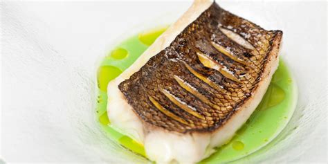 how-to-grill-sea-bass-fillets image