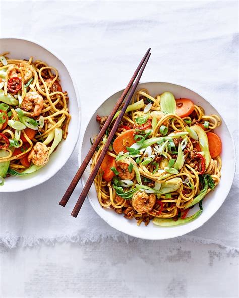 singapore-pork-and-prawn-noodles-recipe-delicious image