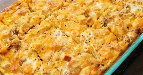 easy-stuffing-sausage-and-egg-breakfast-casserole image