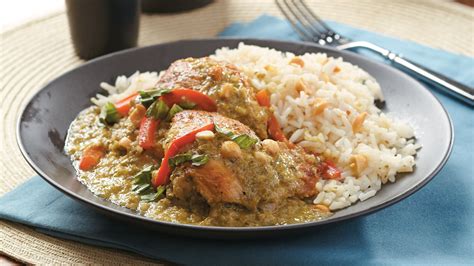 slow-cooker-thai-green-curry-chicken-recipe-clean image