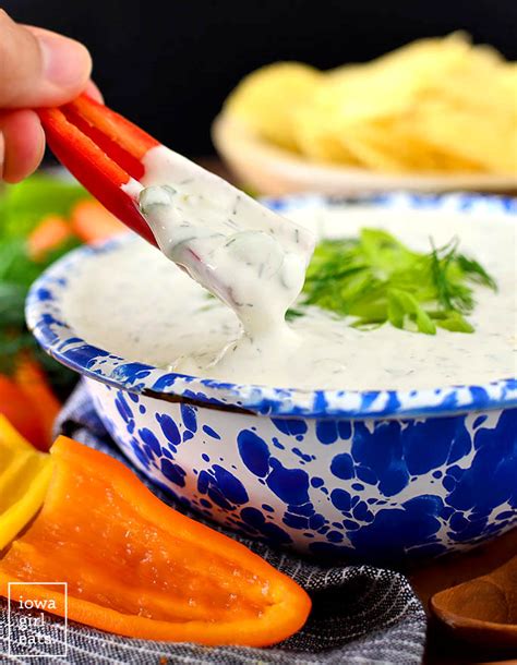 whipped-feta-dip-easy-and-refreshing-dip image