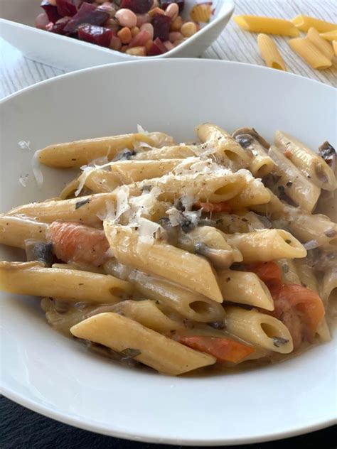 easy-creamy-mushroom-and-tomato-pasta-quick-and image