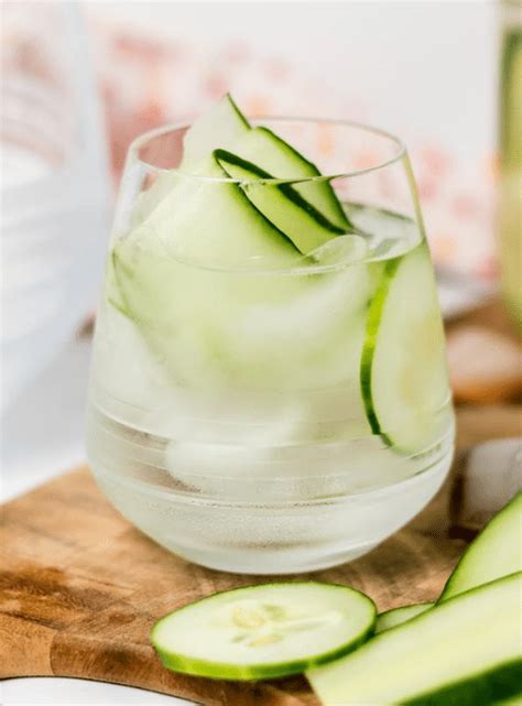 spa-worthy-cucumber-infused-water-natural-deets image