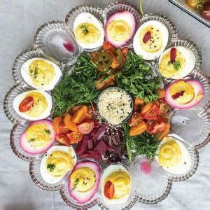 platters-and-boards-beautiful-casual-spreads-for-every image