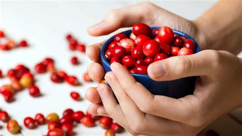 how-to-eat-a-cranberries-top-10-recipes-with-benefits image