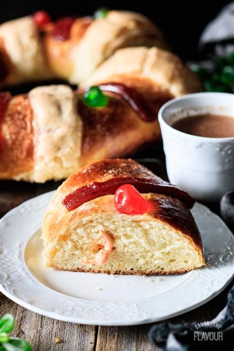 rosca-de-reyes-three-kings-bread-savor-the-flavour image