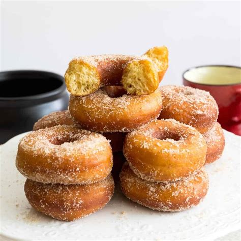 easy-cinnamon-sugar-pumpkin-donuts-deep-fried image