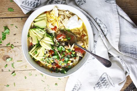 25-minute-dump-and-go-taco-soup-the-garlic-diaries image