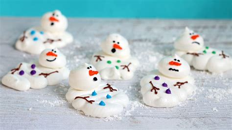 melted-snowmen-meringue-cookies image