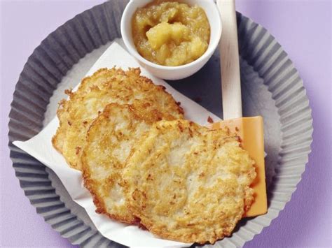 potato-pancakes-with-applesauce-recipe-eat-smarter image