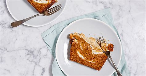 pumpkin-cream-cheese-bread-purewow image