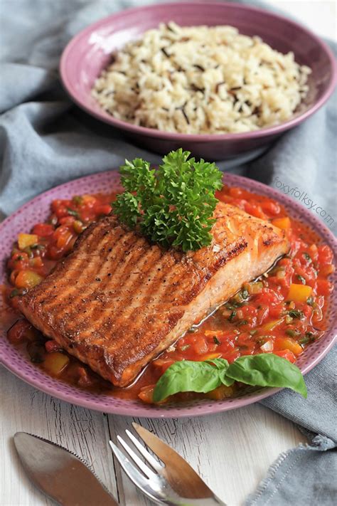 pan-seared-salmon-with-tomato-basil-sauce-foxy image