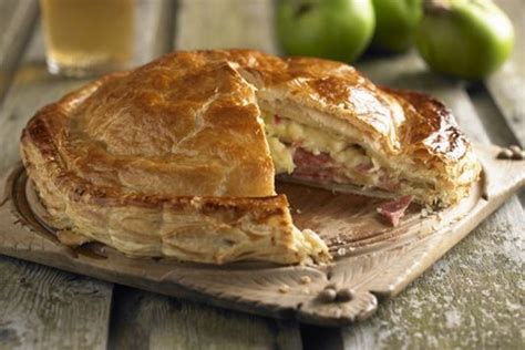 ham-and-apple-pie-recipe-lovefoodcom image