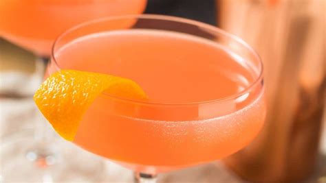 recipe-monkey-gland-cocktail-cocktail-society image