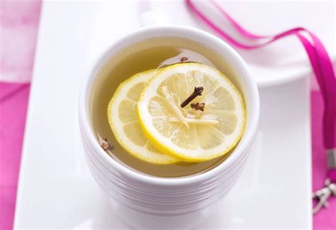 lemon-ginger-detox-tea-recipe-eatwell101 image