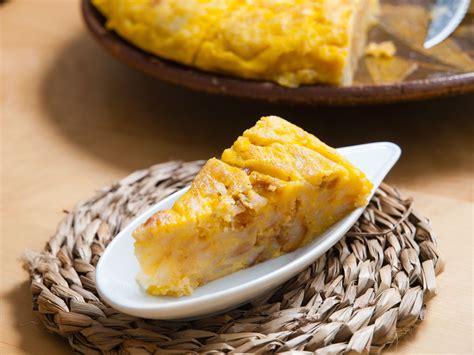 spanish-omelet-tortilla-espaola-recipe-the-spruce image
