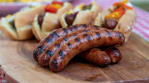 how-to-grill-italian-sausages-the-black-peppercorn image