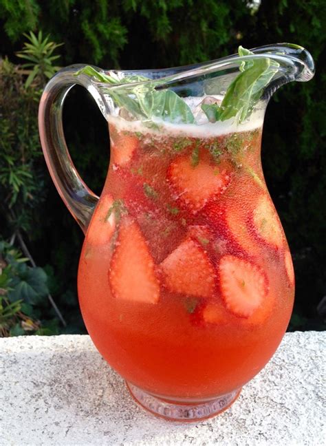 strawberry-basil-lemonade-recipe-video image
