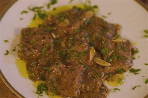 soffrito-tangy-sliced-beef-in-vinegar-parsley-sauce image