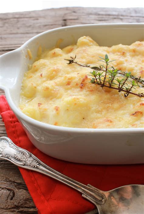 baked-creamy-cheesy-white-sauce-gnocchi-an image