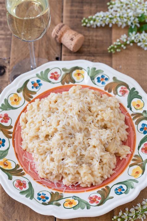 prosecco-risotto-with-parmesan-electric-blue-food image