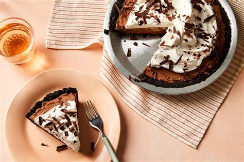 best-chocolate-mousse-pie-recipe-easy-make-ahead image