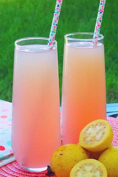 easy-guava-mimosa-recipe-champagne-and image