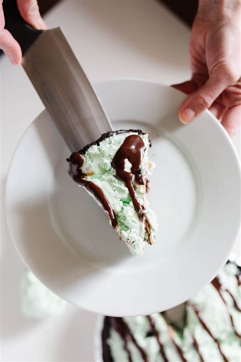 three-ingredient-mint-chocolate-chip-ice-cream-pie image