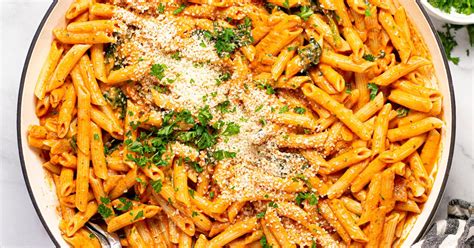 20-minute-pasta-rosa-recipe-midwest-foodie image