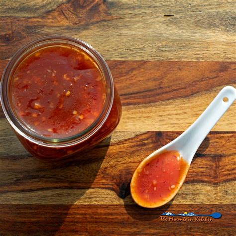 how-to-make-thai-sweet-chili-sauce-the-mountain image
