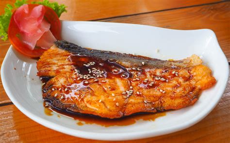 grilled-teriyaki-salmon-slenderberry image