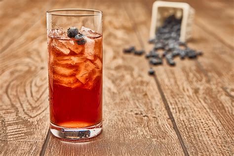 blueberry-moonshine-cocktail-recipes-midnight image