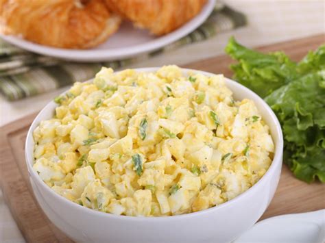 cucumbers-and-egg-salad-recipe-and-nutrition-eat image