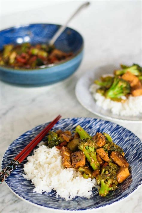 broccoli-and-tofu-with-black-bean-sauce-the-curious image