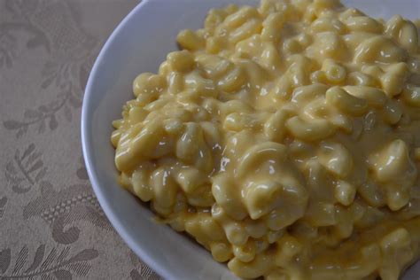 slow-cooker-mac-and-cheese-coop-can-cook image