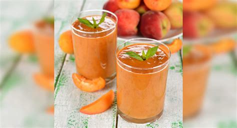 apricot-and-apple-smoothie image