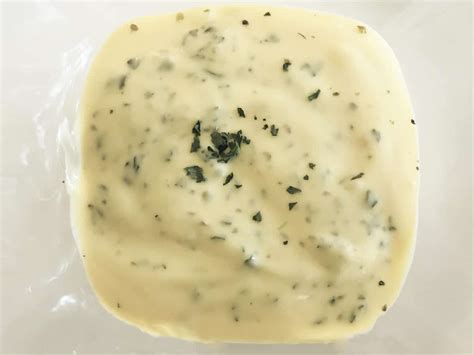 easy-and-authentic-french-tartare-sauce image