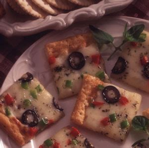 white-pizza-appetizers-puff-pastry image