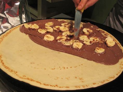 best-crepes-creperies-in-paris-from-sweet-to-savory image