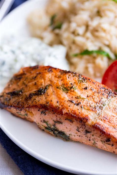 greek-salmon-with-lemon-and-dill-sprinkles-and image