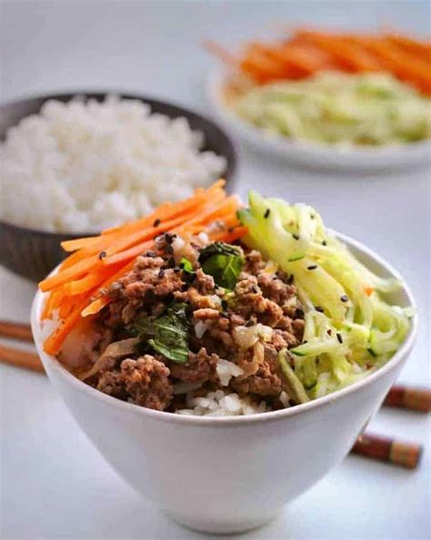 spicy-thai-basil-beef-bowls-easy-one-pot-dinner image
