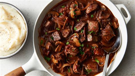 quick-and-easy-beef-bourguignon-for-two image